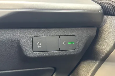  Audi Q3 1.5 TFSI Sport SUV 5dr Petrol S Tronic Euro 6 (s/s) (150 ps) Thumbnail #44