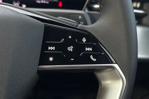  Audi Q3 1.5 TFSI Sport SUV 5dr Petrol S Tronic Euro 6 (s/s) (150 ps) Thumbnail #46