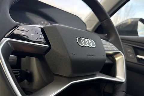  Audi Q3 1.5 TFSI Sport SUV 5dr Petrol S Tronic Euro 6 (s/s) (150 ps) Thumbnail #47