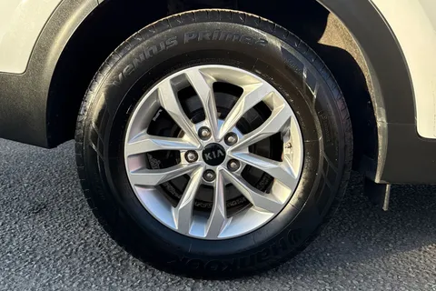 RV68XTF Kia Sportage 1.6 GDi 1 Euro 6 (s/s) 5dr Thumbnail #14