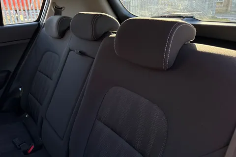 RV68XTF Kia Sportage 1.6 GDi 1 Euro 6 (s/s) 5dr Thumbnail #20