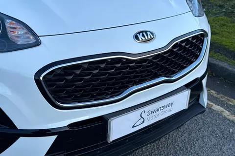 RV68XTF Kia Sportage 1.6 GDi 1 Euro 6 (s/s) 5dr Thumbnail #41