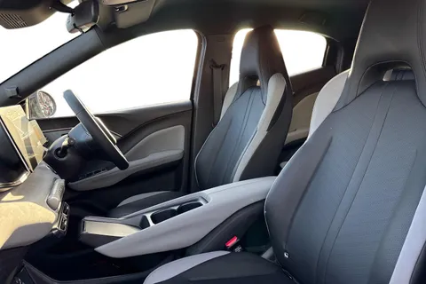 DS75UTT BYD Dolphin Surf 30kWh Active Auto 5dr Thumbnail #10