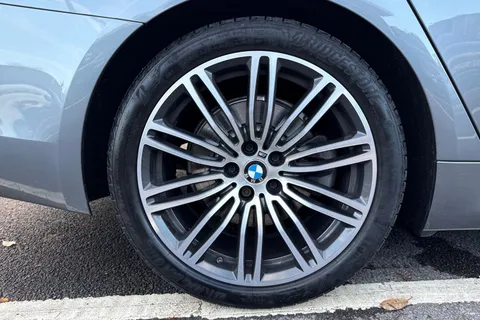 AF20XFB BMW 5 Series 2.0 520d MHT M Sport Touring Auto Euro 6 (s/s) 5dr Thumbnail #22