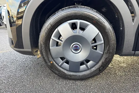 DS75UTT BYD Dolphin Surf 30kWh Active Auto 5dr Thumbnail #23