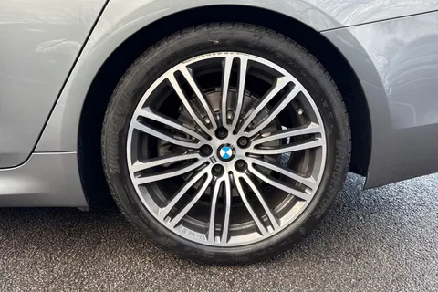 AF20XFB BMW 5 Series 2.0 520d MHT M Sport Touring Auto Euro 6 (s/s) 5dr Thumbnail #23