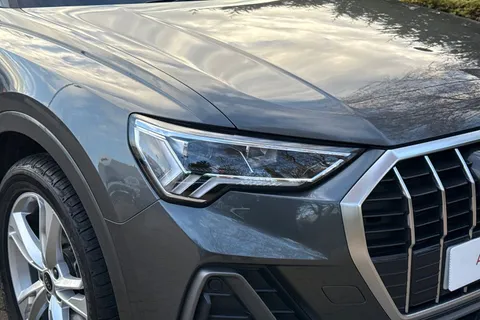 EO25YVU Audi Q3 S line 35 TFSI  150 PS 6-speed Thumbnail #10