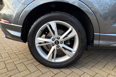 EO25YVU Audi Q3 S line 35 TFSI  150 PS 6-speed Thumbnail #13