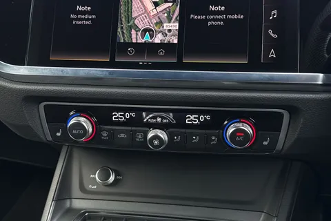 EO25YVU Audi Q3 S line 35 TFSI  150 PS 6-speed Thumbnail #23