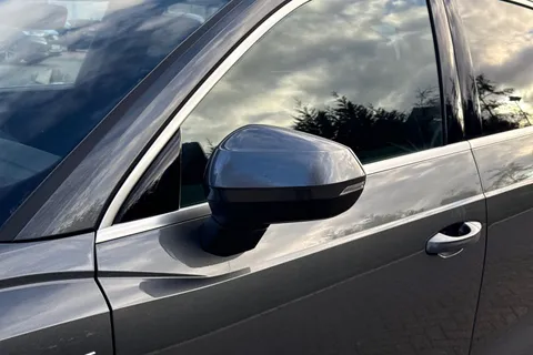 EO25YVU Audi Q3 S line 35 TFSI  150 PS 6-speed Thumbnail #28