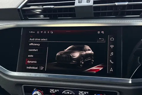 EO25YVU Audi Q3 S line 35 TFSI  150 PS 6-speed Thumbnail #35