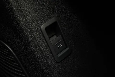 EO25YVU Audi Q3 S line 35 TFSI  150 PS 6-speed Thumbnail #49