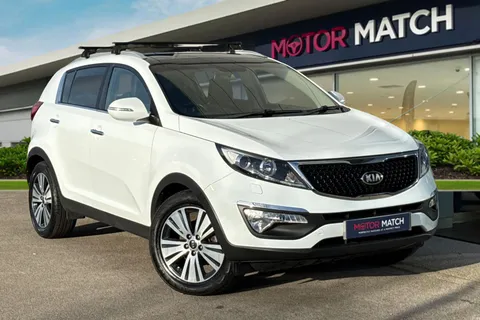 YA64ODT Kia Sportage 1.7 CRDi EcoDynamics 3 2WD Euro 5 (s/s) 5dr Thumbnail #2