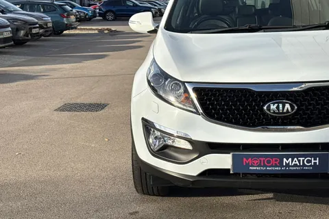 YA64ODT Kia Sportage 1.7 CRDi EcoDynamics 3 2WD Euro 5 (s/s) 5dr Thumbnail #25