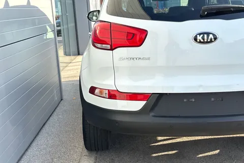 YA64ODT Kia Sportage 1.7 CRDi EcoDynamics 3 2WD Euro 5 (s/s) 5dr Thumbnail #30