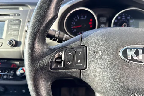 YA64ODT Kia Sportage 1.7 CRDi EcoDynamics 3 2WD Euro 5 (s/s) 5dr Thumbnail #50