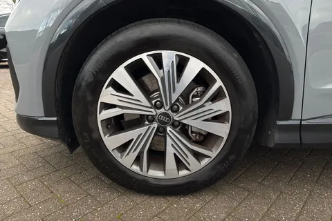 EJ24LVD Audi Q4 e-tron Q4  Sport 45 e-tron  210,00 kW Thumbnail #11