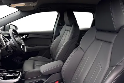 EJ24LVD Audi Q4 e-tron Q4  Sport 45 e-tron  210,00 kW Thumbnail #17