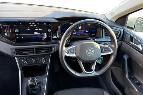 YJ23SBN Volkswagen Polo 1.0 Life 5dr | Automatic Lights | Wireless App-Connect Thumbnail #18