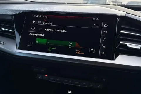 EJ24LVD Audi Q4 e-tron Q4  Sport 45 e-tron  210,00 kW Thumbnail #29