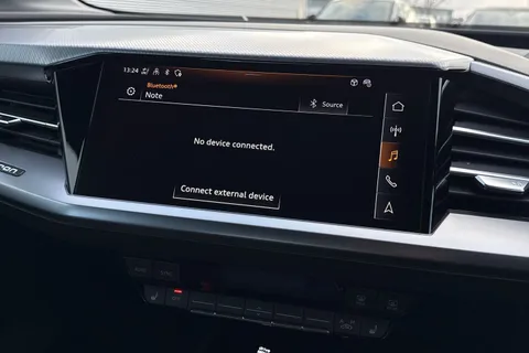 EJ24LVD Audi Q4 e-tron Q4  Sport 45 e-tron  210,00 kW Thumbnail #38