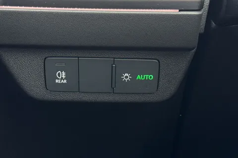 EJ24LVD Audi Q4 e-tron Q4  Sport 45 e-tron  210,00 kW Thumbnail #50