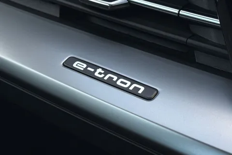 EJ24LVD Audi Q4 e-tron Q4  Sport 45 e-tron  210,00 kW Thumbnail #58
