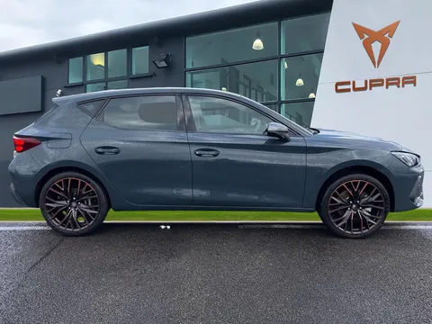 CUPRA Leon 1.5 TSI V3 Euro 6 (s/s) 5dr Thumbnail #4