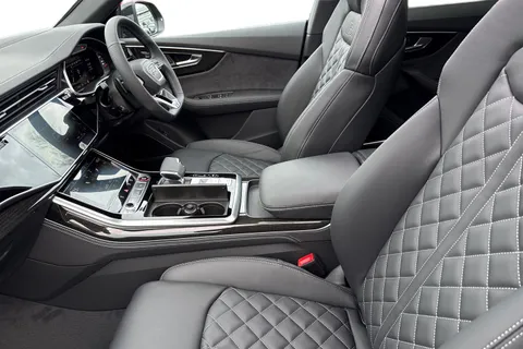  Audi SQ8 4.0 TFSI V8 Black Edition Tiptronic quattro Euro 6 (s/s) 5dr Thumbnail #16