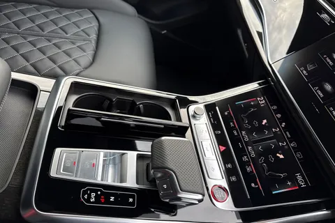  Audi SQ8 4.0 TFSI V8 Black Edition Tiptronic quattro Euro 6 (s/s) 5dr Thumbnail #23