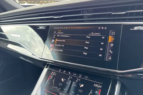  Audi SQ8 4.0 TFSI V8 Black Edition Tiptronic quattro Euro 6 (s/s) 5dr Thumbnail #32