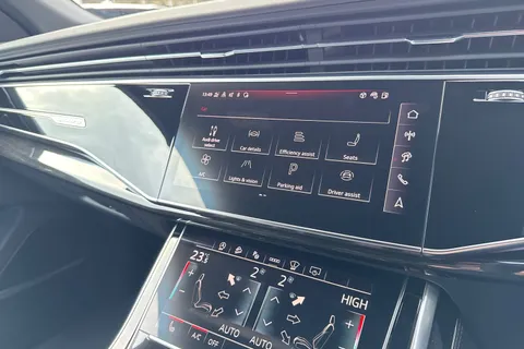  Audi SQ8 4.0 TFSI V8 Black Edition Tiptronic quattro Euro 6 (s/s) 5dr Thumbnail #40