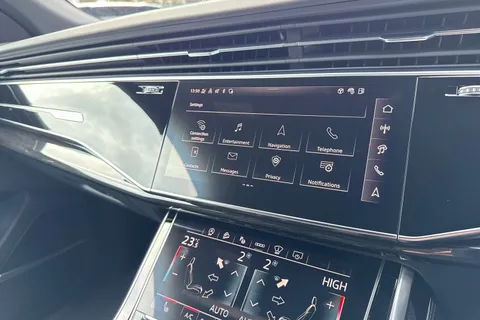  Audi SQ8 4.0 TFSI V8 Black Edition Tiptronic quattro Euro 6 (s/s) 5dr Thumbnail #47