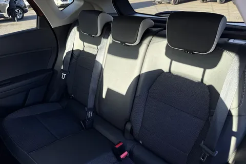 YB70SKZ Renault Captur 1.3 TCe S Edition EDC Euro 6 (s/s) 5dr Thumbnail #20