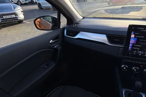 YB70SKZ Renault Captur 1.3 TCe S Edition EDC Euro 6 (s/s) 5dr Thumbnail #21