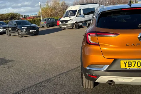 YB70SKZ Renault Captur 1.3 TCe S Edition EDC Euro 6 (s/s) 5dr Thumbnail #36