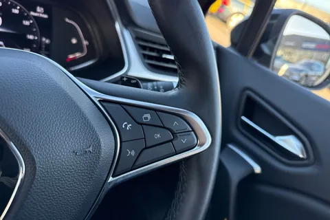 YB70SKZ Renault Captur 1.3 TCe S Edition EDC Euro 6 (s/s) 5dr Thumbnail #41