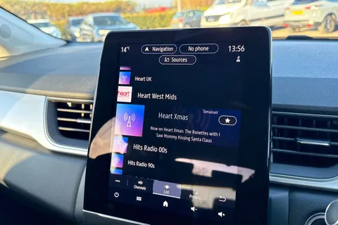 YB70SKZ Renault Captur 1.3 TCe S Edition EDC Euro 6 (s/s) 5dr Thumbnail #45