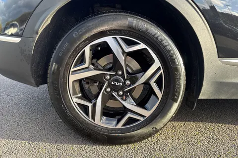 BG24UFM Kia Sportage 1.6 T-GDi 2 Euro 6 (s/s) 5dr Thumbnail #12