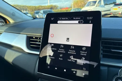 YB70SKZ Renault Captur 1.3 TCe S Edition EDC Euro 6 (s/s) 5dr Thumbnail #50