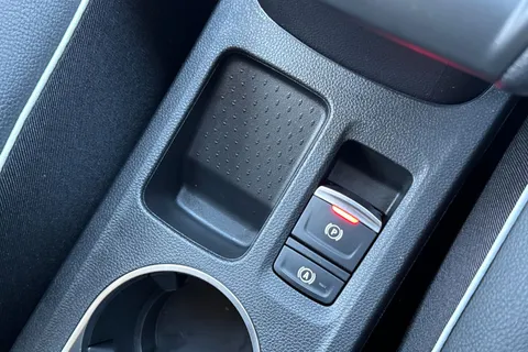 YB70SKZ Renault Captur 1.3 TCe S Edition EDC Euro 6 (s/s) 5dr Thumbnail #57