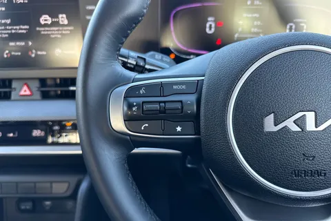 BG24UFM Kia Sportage 1.6 T-GDi 2 Euro 6 (s/s) 5dr Thumbnail #40