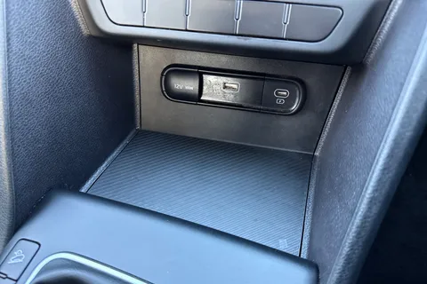 BG24UFM Kia Sportage 1.6 T-GDi 2 Euro 6 (s/s) 5dr Thumbnail #55