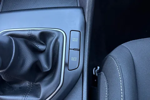 BG24UFM Kia Sportage 1.6 T-GDi 2 Euro 6 (s/s) 5dr Thumbnail #57