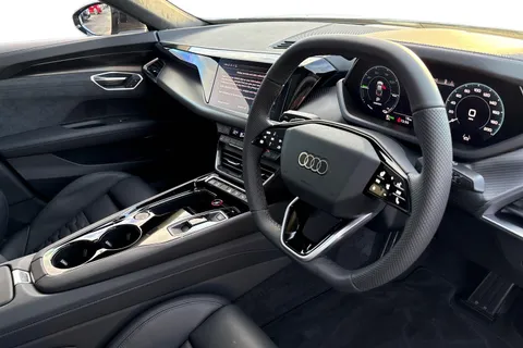 13 of 61 for Audi e-tron GT 105kWh Vorsprung Auto quattro 4dr