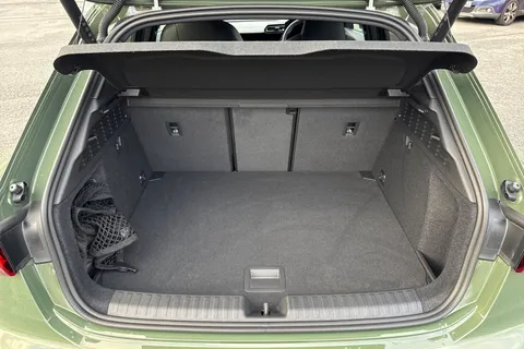 Audi S3 2.0 TFSI Black Edition Sportback S Tronic quattro Euro 6 (s/s) 5dr Thumbnail #7