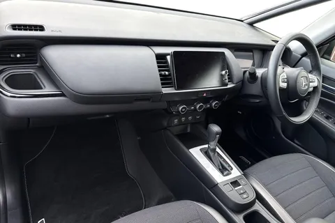 MV25DXJ Honda Jazz 1.5 i-MMD Hybrid Crosstar Advance 5dr eCVT Thumbnail #16