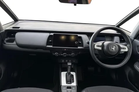 MV25DXJ Honda Jazz 1.5 i-MMD Hybrid Crosstar Advance 5dr eCVT Thumbnail #17