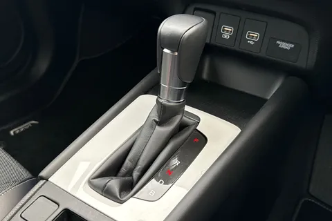 MV25DXJ Honda Jazz 1.5 i-MMD Hybrid Crosstar Advance 5dr eCVT Thumbnail #22