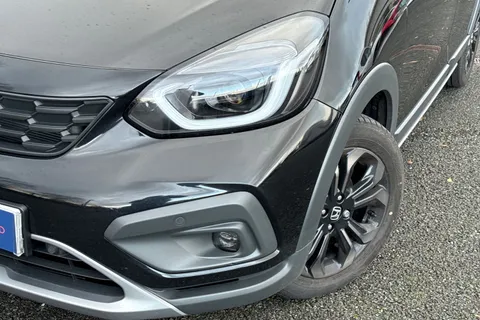 MV25DXJ Honda Jazz 1.5 i-MMD Hybrid Crosstar Advance 5dr eCVT Thumbnail #26